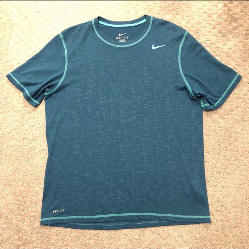 Nike dry fit tshirt